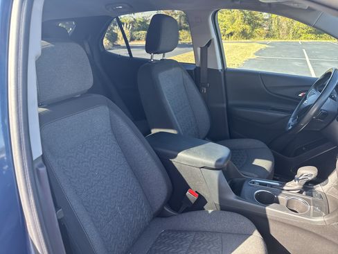 Used 2024 Chevrolet Equinox LT image 34