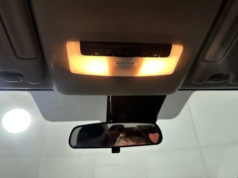 Used 2024 Nissan Versa S w/ S Plus Package image 24