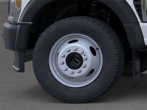 New 2026 Ford F550 4x4 Supercab Super Duty image 22