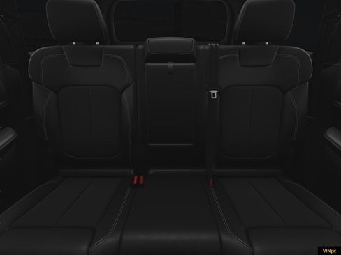 New 2025 Jeep Grand Cherokee Altitude image 17