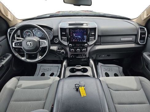 Used 2019 RAM 1500 Big Horn AWD/4WD image 13