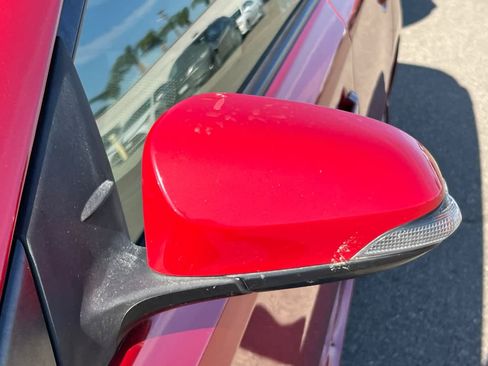 Used 2018 Toyota Corolla iM w/ Carpet Mat Package (TMS) FWD image 9