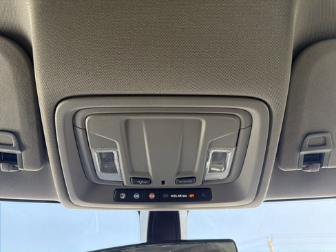 Used 2020 GMC Sierra 1500 Elevation w/ Elevation Value Package image 18