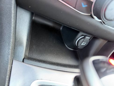 Used 2022 Dodge Charger SXT image 27