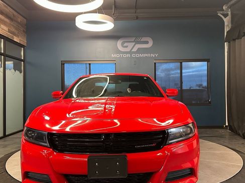 Used 2022 Dodge Charger SXT image 8