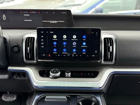 Used 2025 Ford Expedition Max Platinum image 30