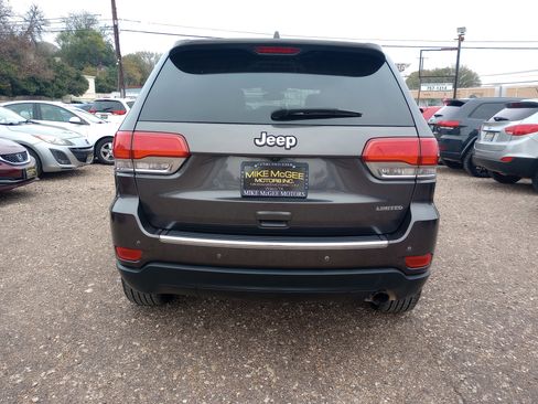 Used 2017 Jeep Grand Cherokee Limited w/ Luxury Group II image 6