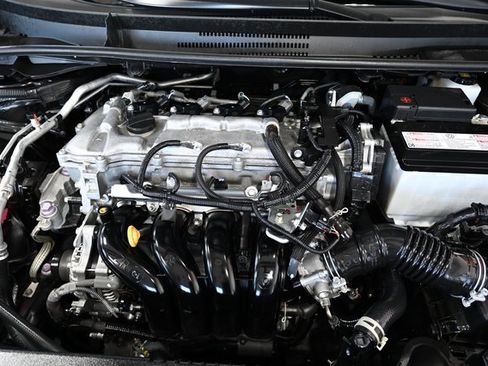 Certified 2022 Toyota Corolla LE image 28