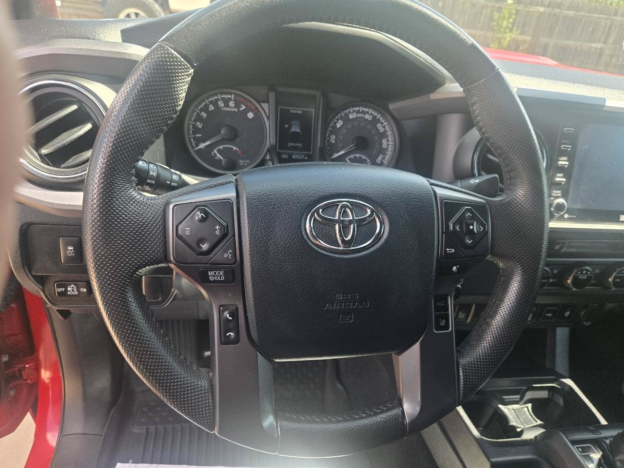 Used 2020 Toyota Tacoma TRD Sport w/ TRD Premium Sport Package RWD image 10