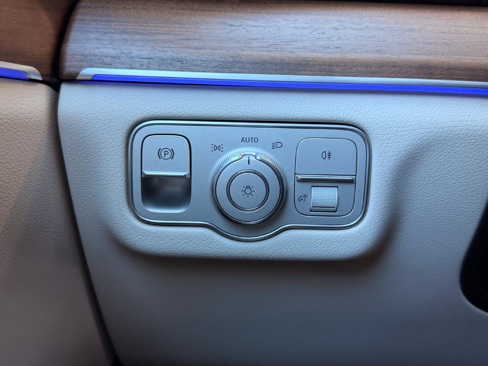 Certified 2026 Mercedes-Benz GLE 450 4MATIC image 22