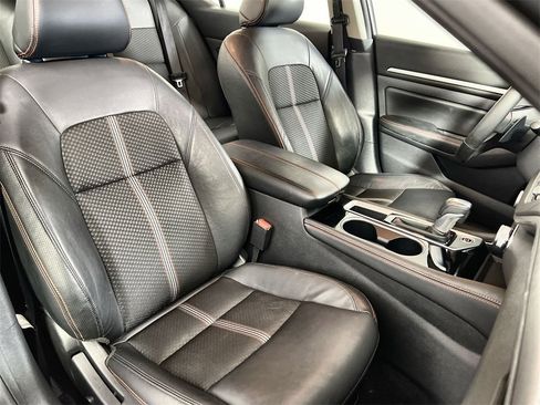 Certified 2025 Nissan Altima 2.5 SR image 24