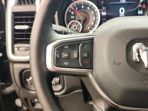 Used 2023 RAM 1500 Laramie AWD/4WD image 28