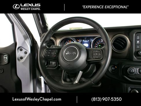 Used 2018 Jeep Wrangler Unlimited Sport S image 25