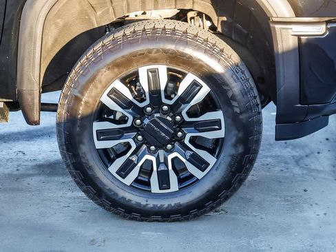 Used 2025 GMC Sierra 2500 Denali Ultimate AWD/4WD image 11