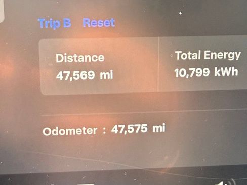 Used 2023 Tesla Model 3 Standard Range RWD image 10