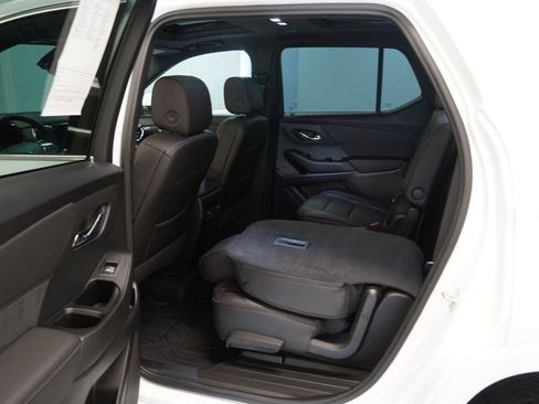 Used 2023 Chevrolet Traverse High Country w/ LPO, Floor Liner Package AWD/4WD image 19