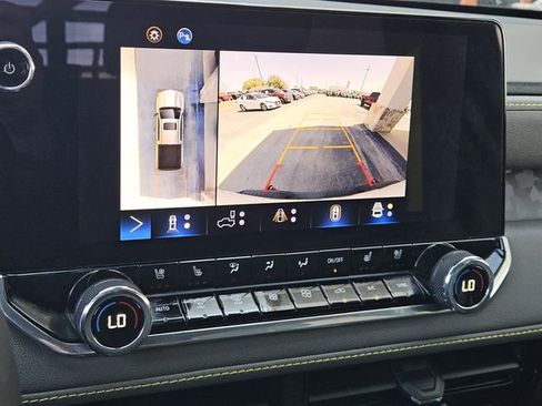 Used 2024 Chevrolet Colorado ZR2 w/ ZR2 Bison Edition image 23