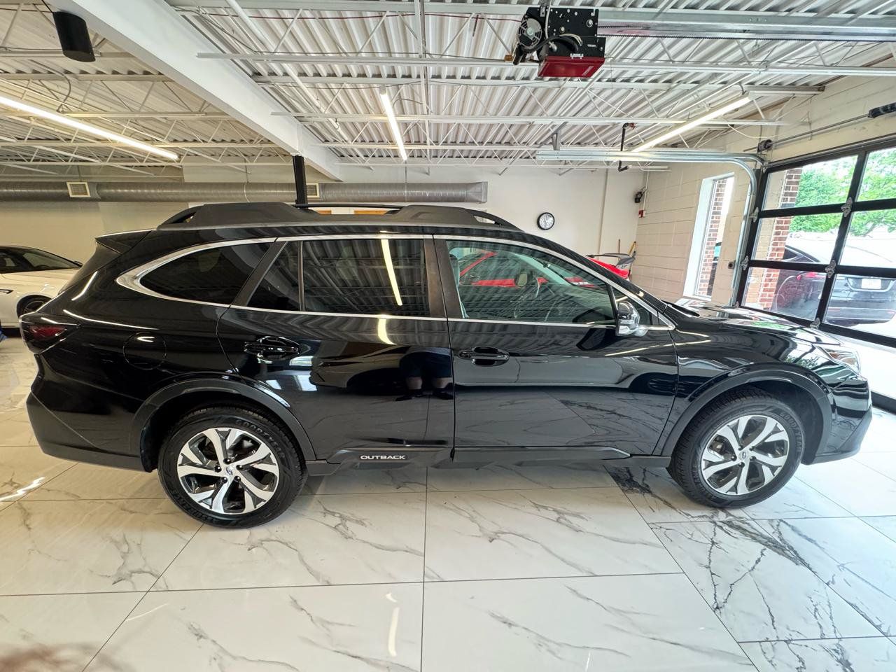 Used 2022 Subaru Outback Limited AWD/4WD image 4