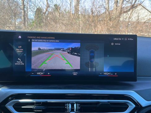 Used 2024 BMW 330e image 20