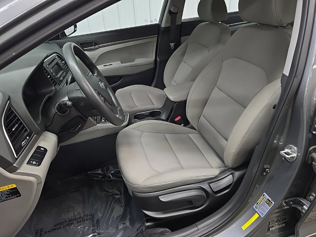 Used 2018 Hyundai Elantra SE FWD image 28