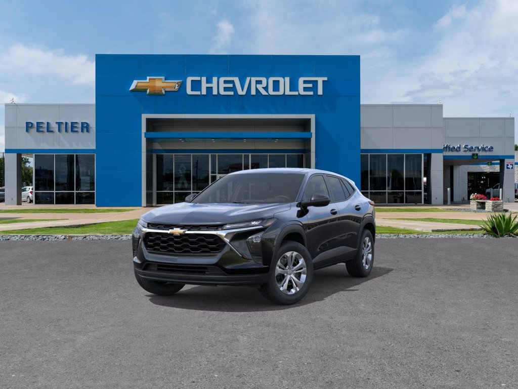New 2026 Chevrolet Trax LS w/ Driver Confidence Package FWD image 8