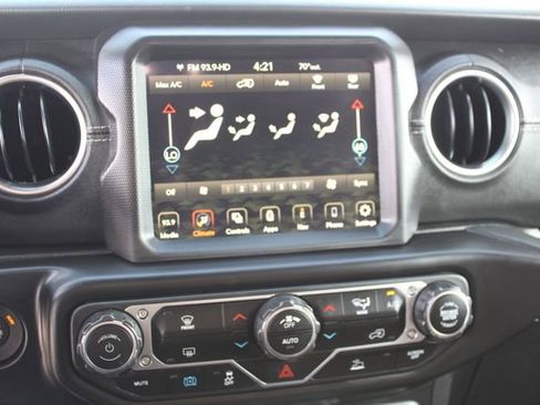 Used 2023 Jeep Wrangler Unlimited Sahara image 15