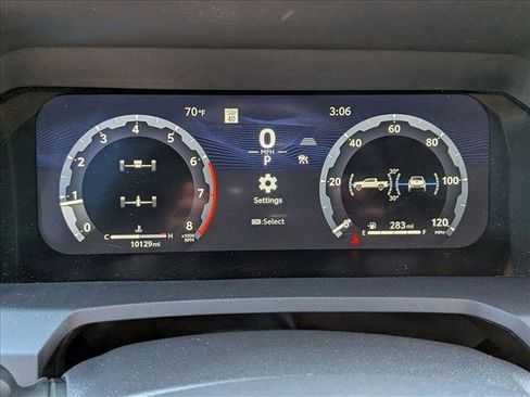 Used 2025 Toyota Tacoma TRD Off-Road AWD/4WD image 11