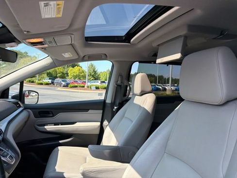 Used 2019 Honda Odyssey EX-L image 14