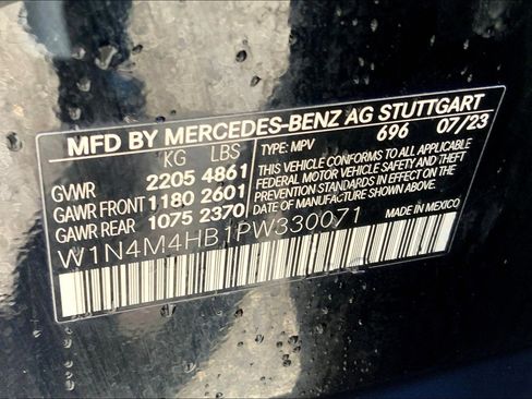 Used 2023 Mercedes-Benz GLB 250 4MATIC image 34