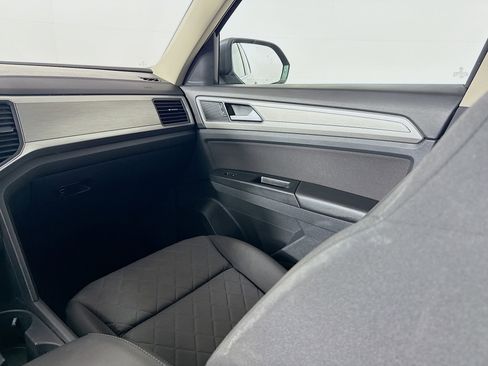 Used 2018 Volkswagen Atlas S image 26