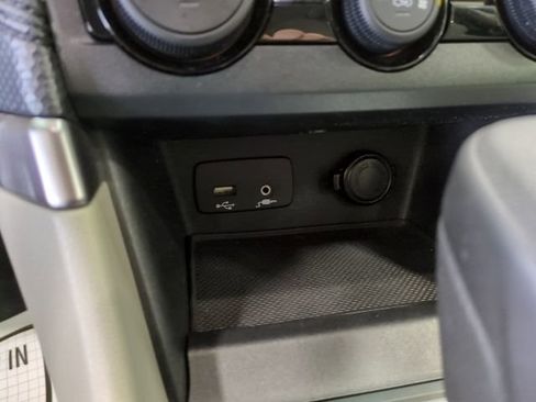 Used 2023 Subaru Forester AWD/4WD image 11