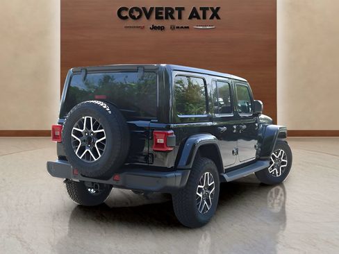 New 2026 Jeep Wrangler Unlimited Sahara AWD/4WD image 5