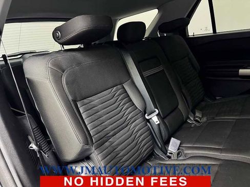 Used 2020 Ford Explorer XLT w/ Comfort Package image 21