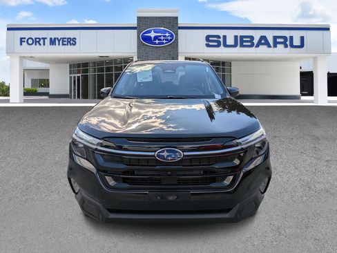 New 2025 Subaru Forester Touring image 3