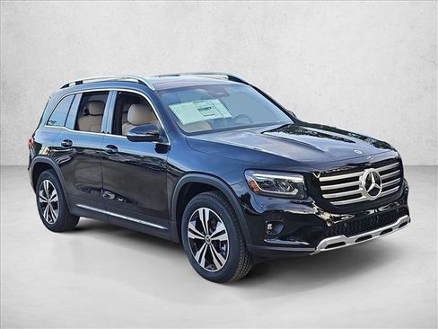New 2026 Mercedes-Benz GLB 250 image 7