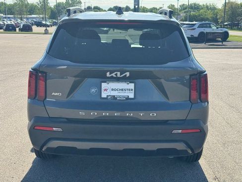 Used 2022 Kia Sorento S AWD/4WD image 34