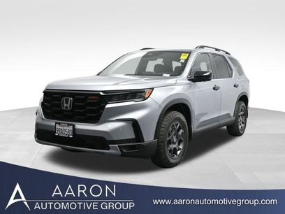 Used 2025 Honda Pilot TrailSport