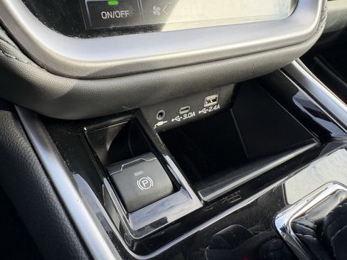 Certified 2024 Subaru Outback Onyx Edition image 21