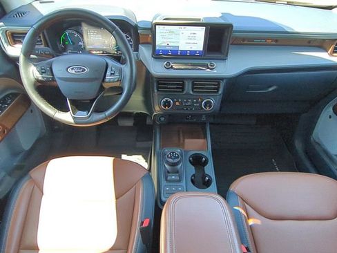 Used 2024 Ford Maverick Lariat FWD image 11