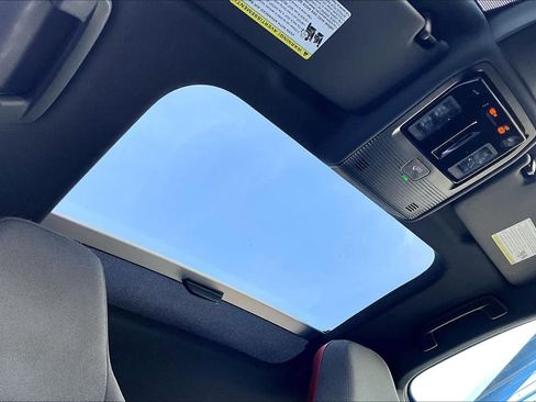 Used 2024 Volkswagen GTI SE w/ MDO Package image 16