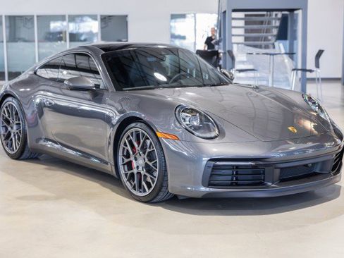 Used 2021 Porsche 911 Carrera S image 8