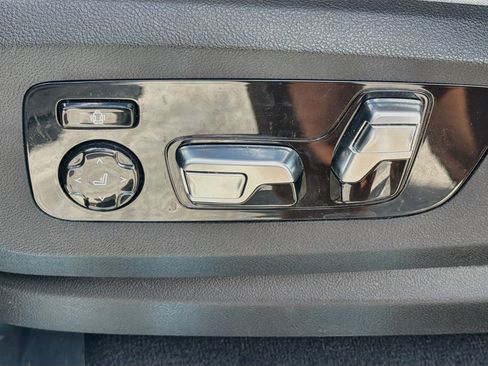 Used 2024 BMW X5 M60i AWD/4WD image 24