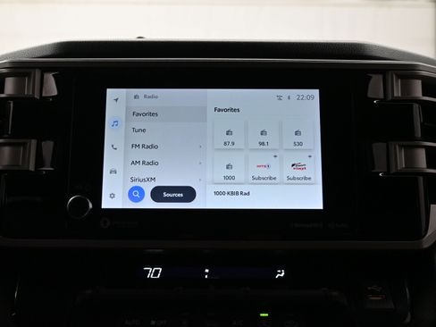 Used 2022 Toyota Tundra SR5 image 30