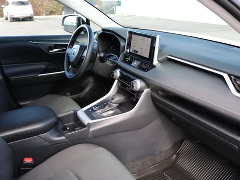 Used 2024 Toyota RAV4 XLE image 23