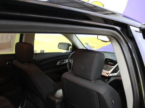 Used 2017 GMC Terrain SLE AWD/4WD image 10