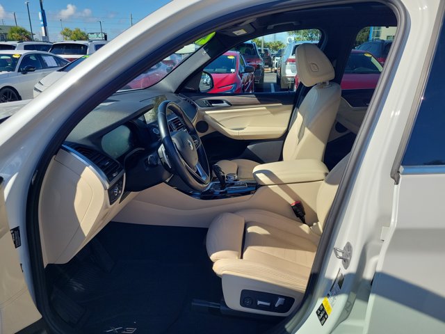 Used 2021 BMW X3 xDrive30i w/ Executive Package AWD/4WD image 16