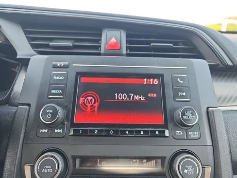 Used 2018 Honda Civic Sport image 24