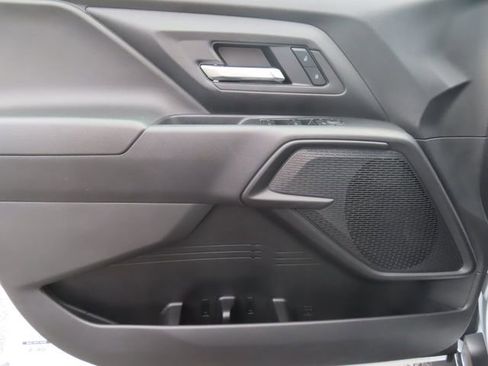 Used 2025 Chevrolet Silverado EV W/T AWD/4WD image 13