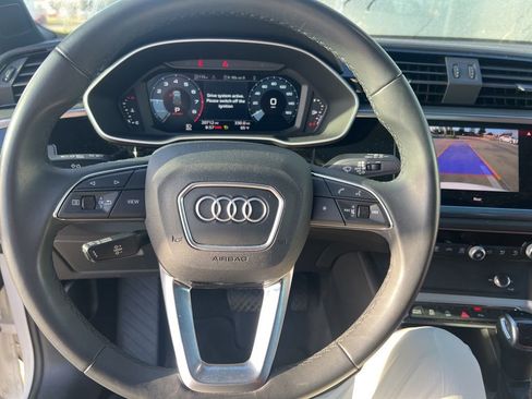Used 2023 Audi Q3 2.0T Premium w/ Convenience Package image 11