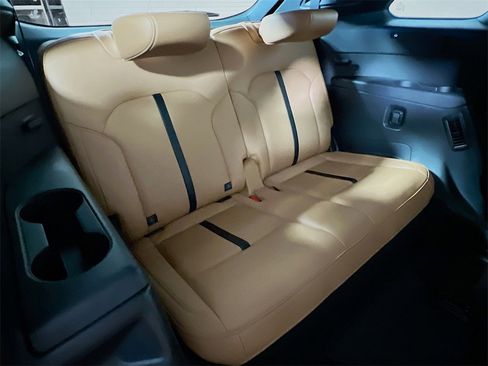 Used 2024 MAZDA CX-90 3.3 Turbo S w/ Premium Plus image 21